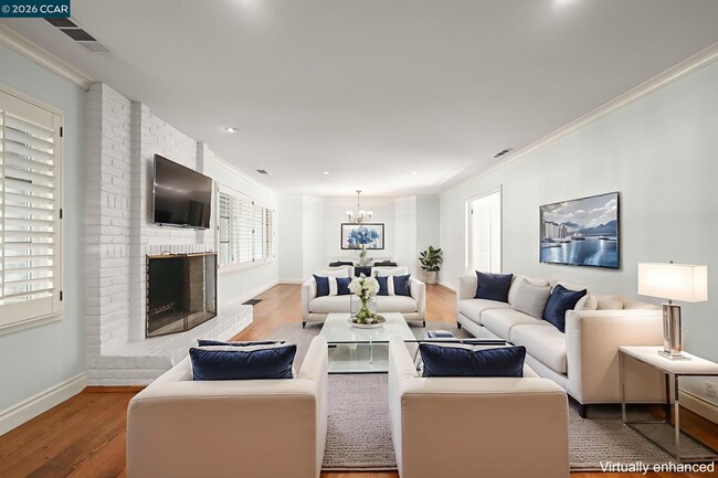 Photo - 161 La Serena Ave