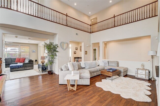 Photo - 9592 Staff Ln