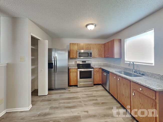 Photo - 3146 Brandenburg Dr