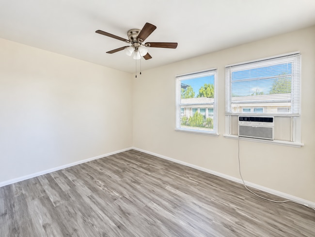 528 N Rosemary Ln Unidad 528