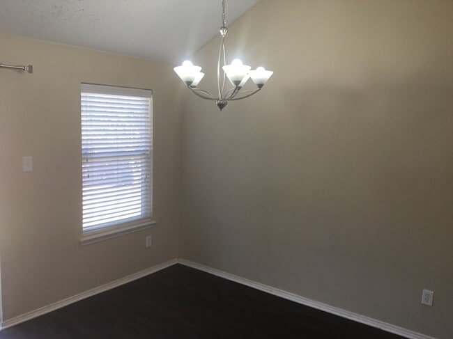 Photo - 7605 Stanhope Ln