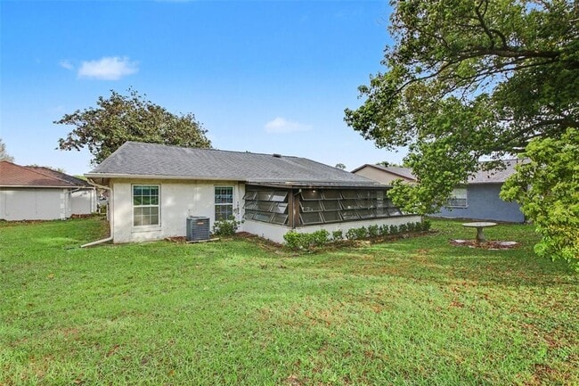 Photo - 5033 Loyola Ln