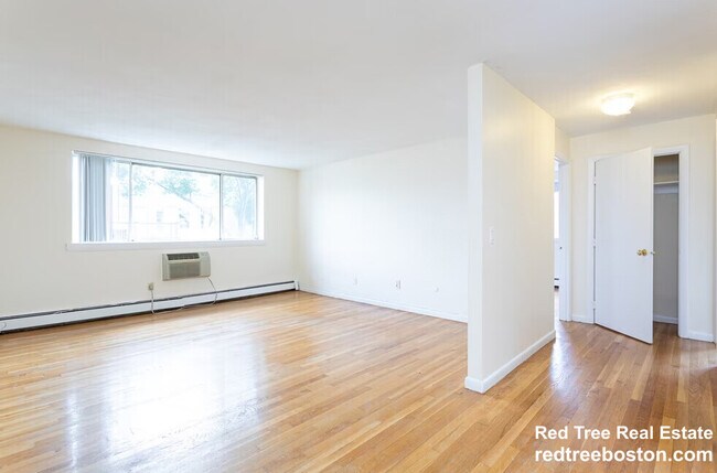 Building Photo - 88 Gardner St Unit 30