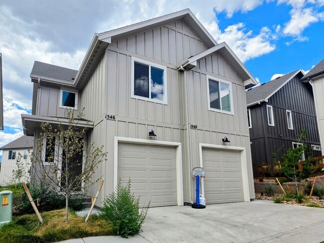 Building Photo - 1546 Sparton Grv