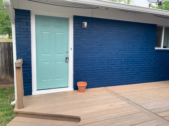 Photo - 2410 Audubon Pl Unit B