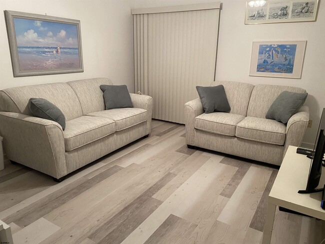9401 Pacific Ave Unit 29