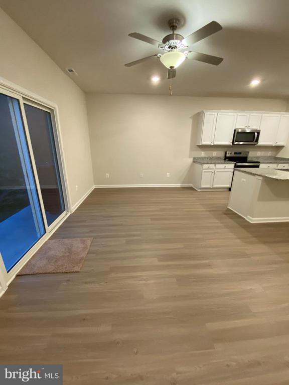 Photo - 25 Cranston Ct