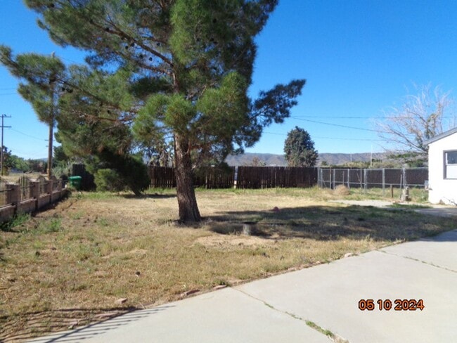 Photo - Bruckner/51st St West Unit A