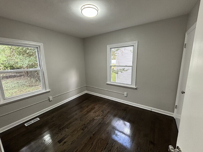 Photo - Charming 4-bed home in Gary!