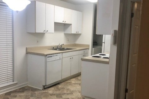 Photo - 1079 Walnut St Unit B