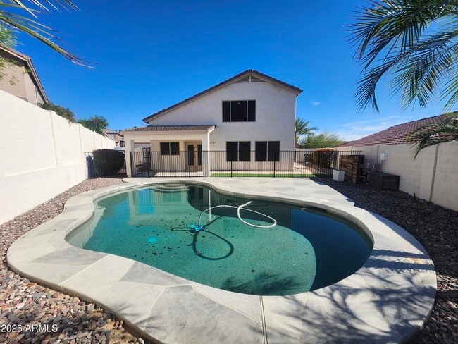 Photo - 15846 S 17th Ln