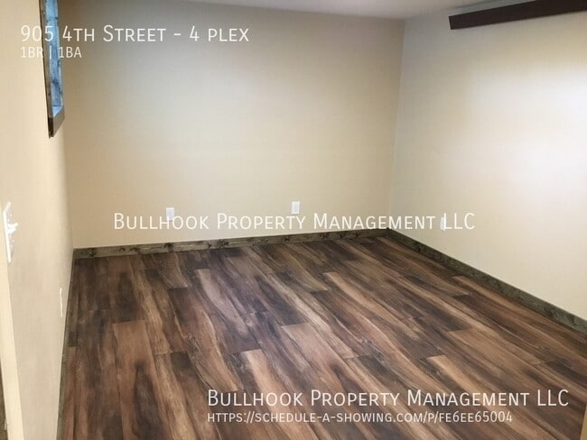 Photo - 905 4th St Unit 4 plex