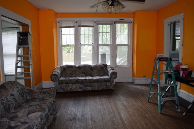 Photo - 801 W Nevada St