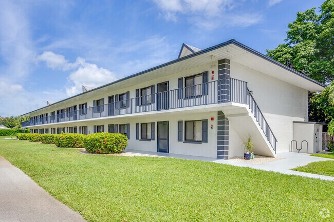 Building Photo - 1101 Rosemary Ct Rental