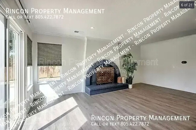 Photo - 2585 Warbler Ave