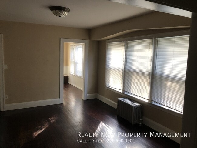 Photo - 1499 Maple Rd Unidad 1499Maple1499