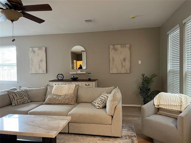 Photo - 6420 Lasalle Ln