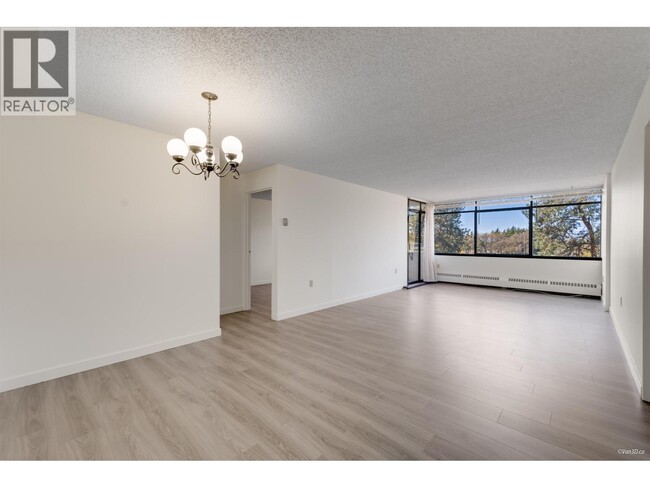 Photo - 6611 Minoru Blvd Unit 506
