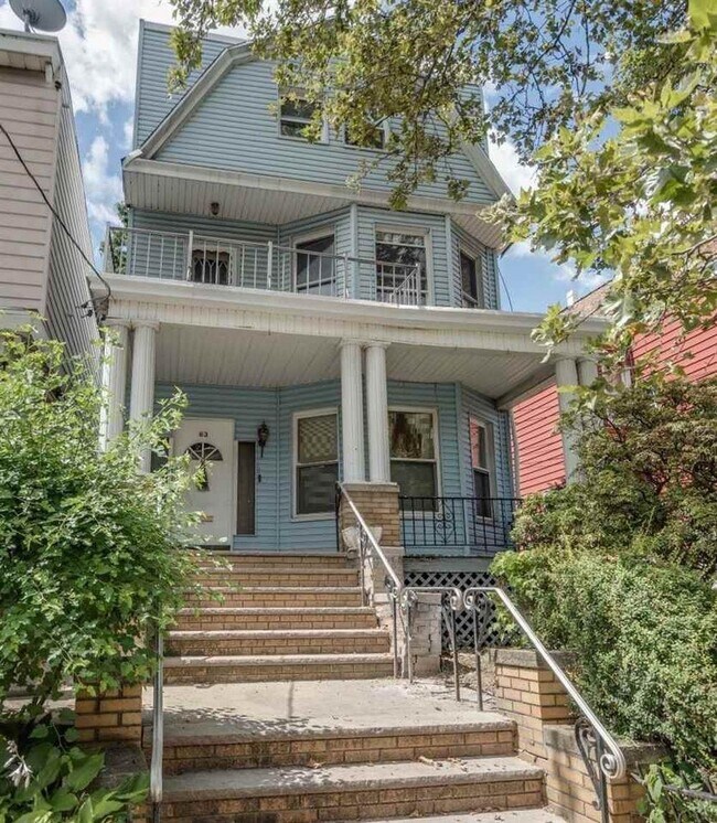 Building Photo - 63 Gautier Ave Unit 2