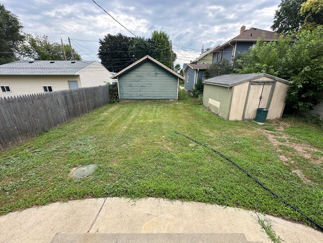 Photo - 704 N Duluth Ave