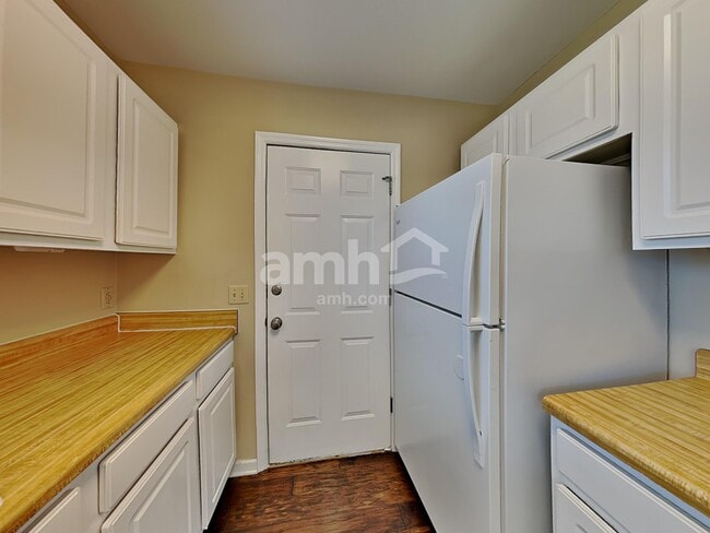 Photo - 104 Sunset Dr