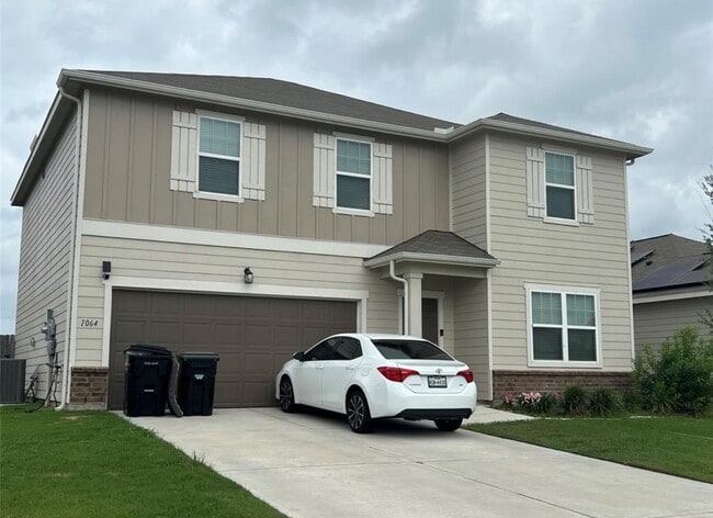 Photo - 1064 Water Oak Ln