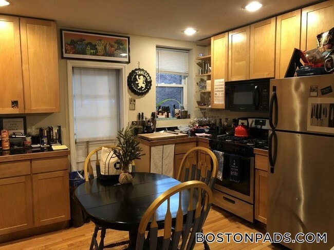 Photo - 220 Hanover St Unit 21