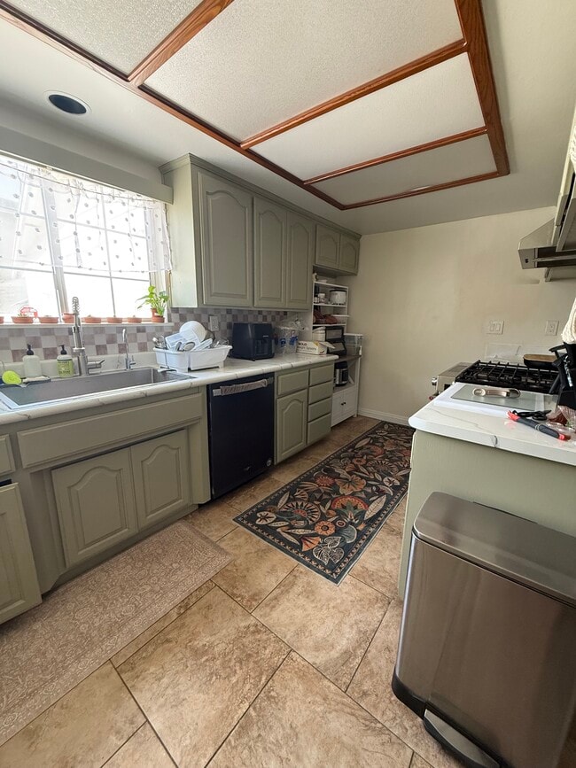 Photo - 12162 Country Club Ln