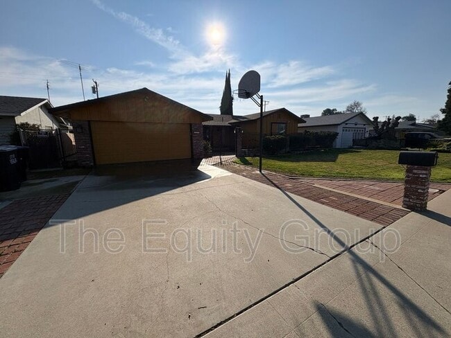 Photo - 1413 W Cambridge Ave