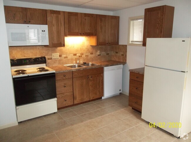 Building Photo - 533 E 19th St Unit #3 Rental