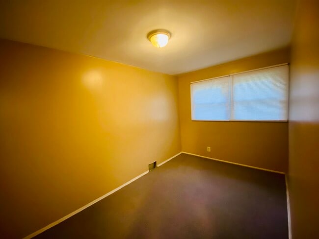 Photo - 2260 Stieber Ave Unit 2260