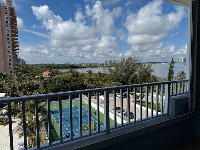 Photo - 5200 N Ocean Dr Unit 602