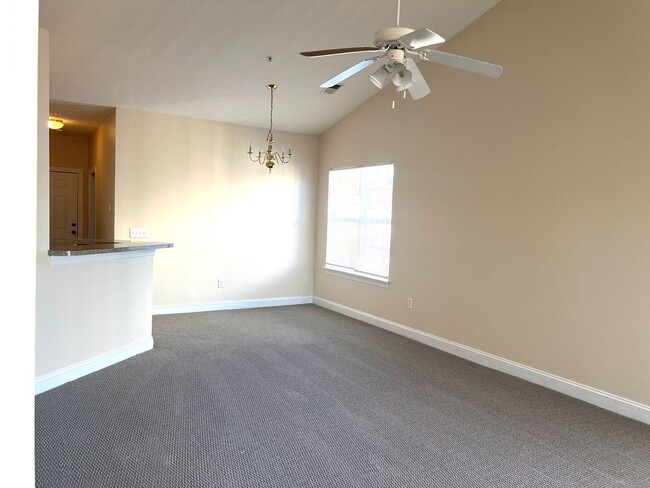 Photo - AVAILABLE NOW! 3 BED/2 BATH CONDO IN FOUNT...