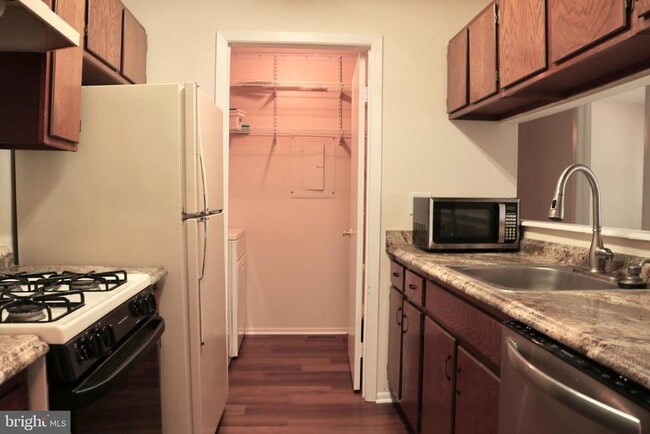 Photo - 1301 Woodhollow Dr