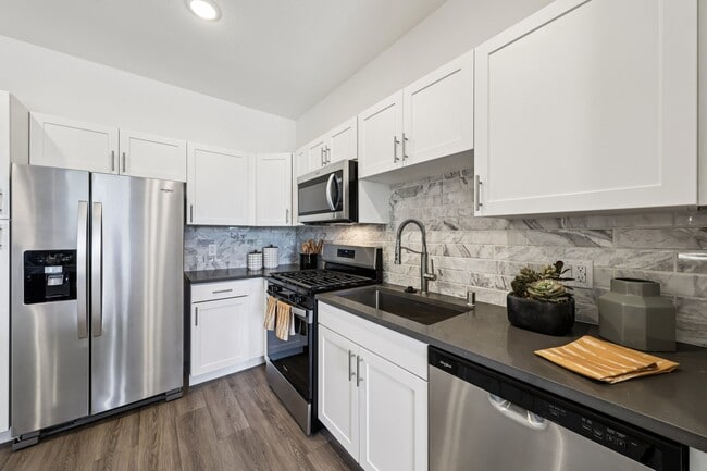 Fora Apartments