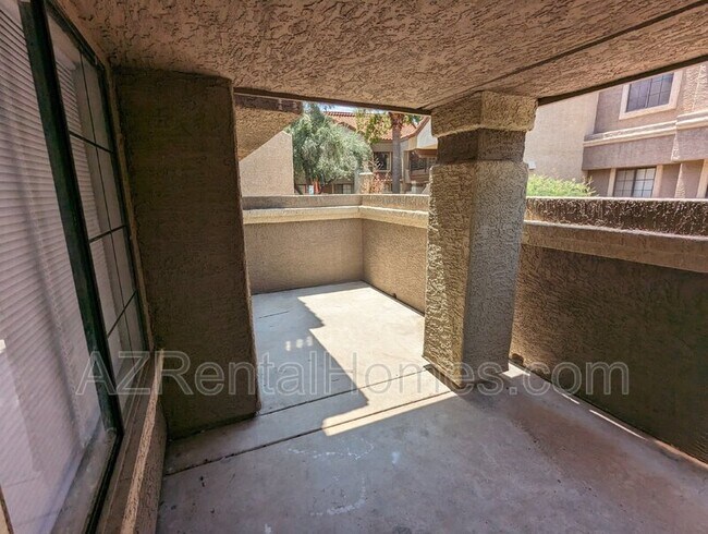 Photo - 1905 E University Dr Unit #H-142
