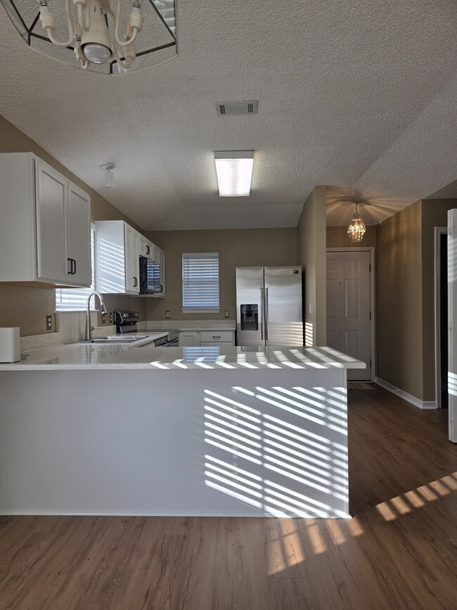 Cocina n.º 1 - 5577 Centerbrook Pl