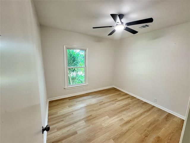 Photo - 1421 S Scullin Ave