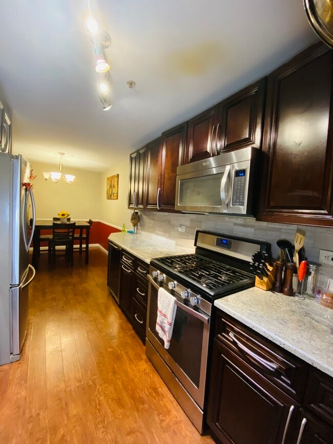 Photo - 21W581 North Ave Unit 83