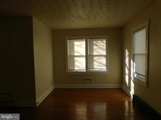 Photo - 536 N Loudoun St