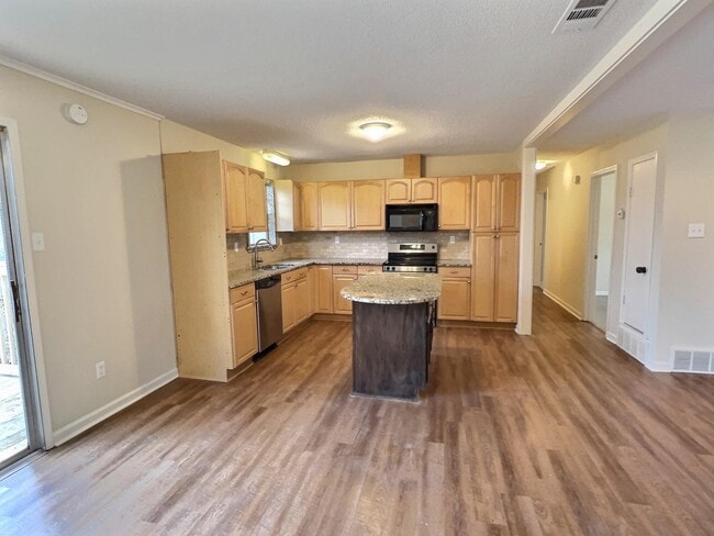 Photo - 514 Jeffrey Ln