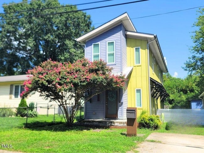 Building Photo - 121 Camden St Rental