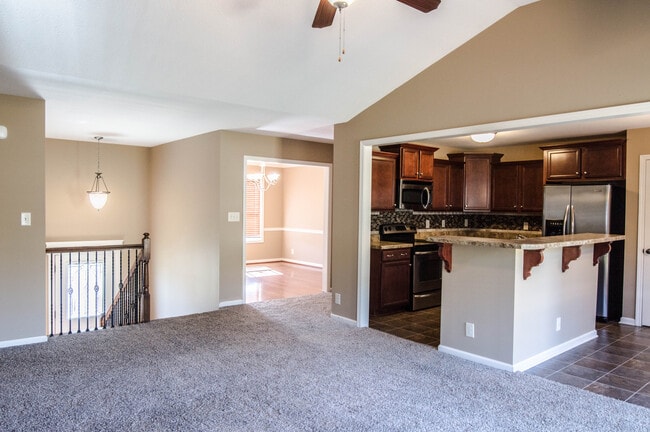 Photo - Pet Friendly Four Bedroom with Basement!