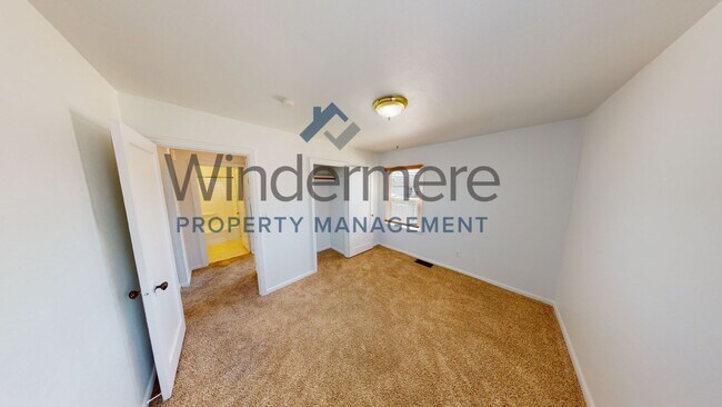 Photo - 1736 Portland Ave