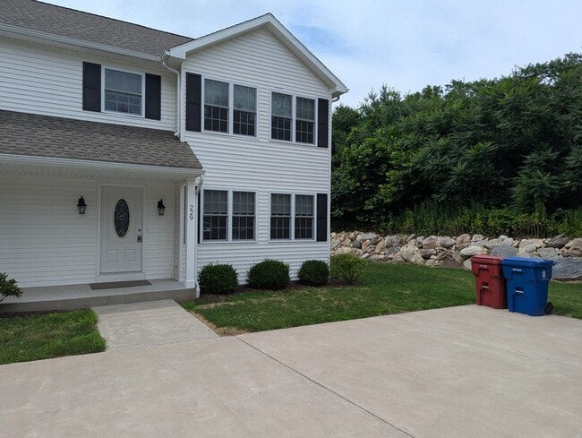 227-229 River Road - 229 - 227-229 River Road - 229 Condo