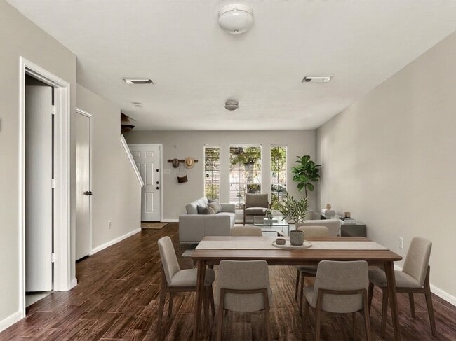 4914 Jasmine Meadows Ln