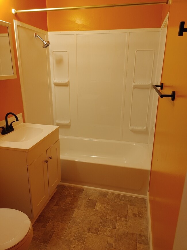 Photo - 2121 Euclid Ave Unit #2121