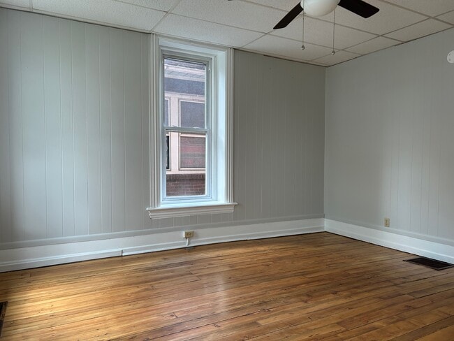 Living room - 352 E Bald Eagle St Unit 1