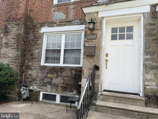 Photo - 6860 Radbourne Rd