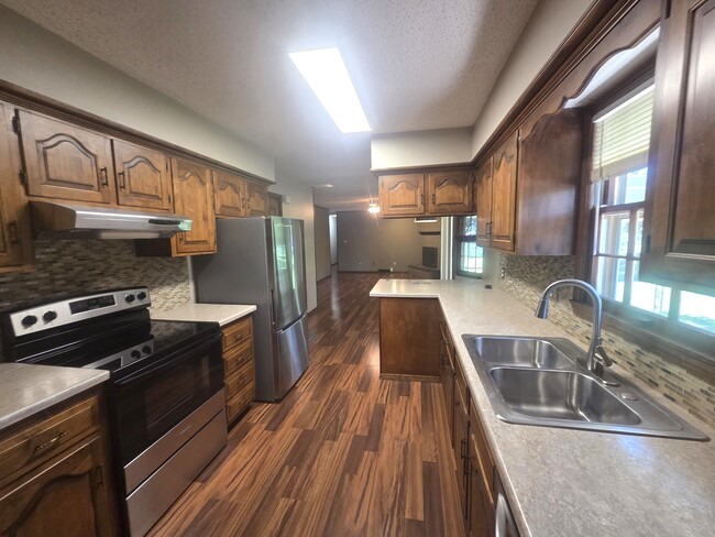 Photo - 2065 S Wellington Ave
